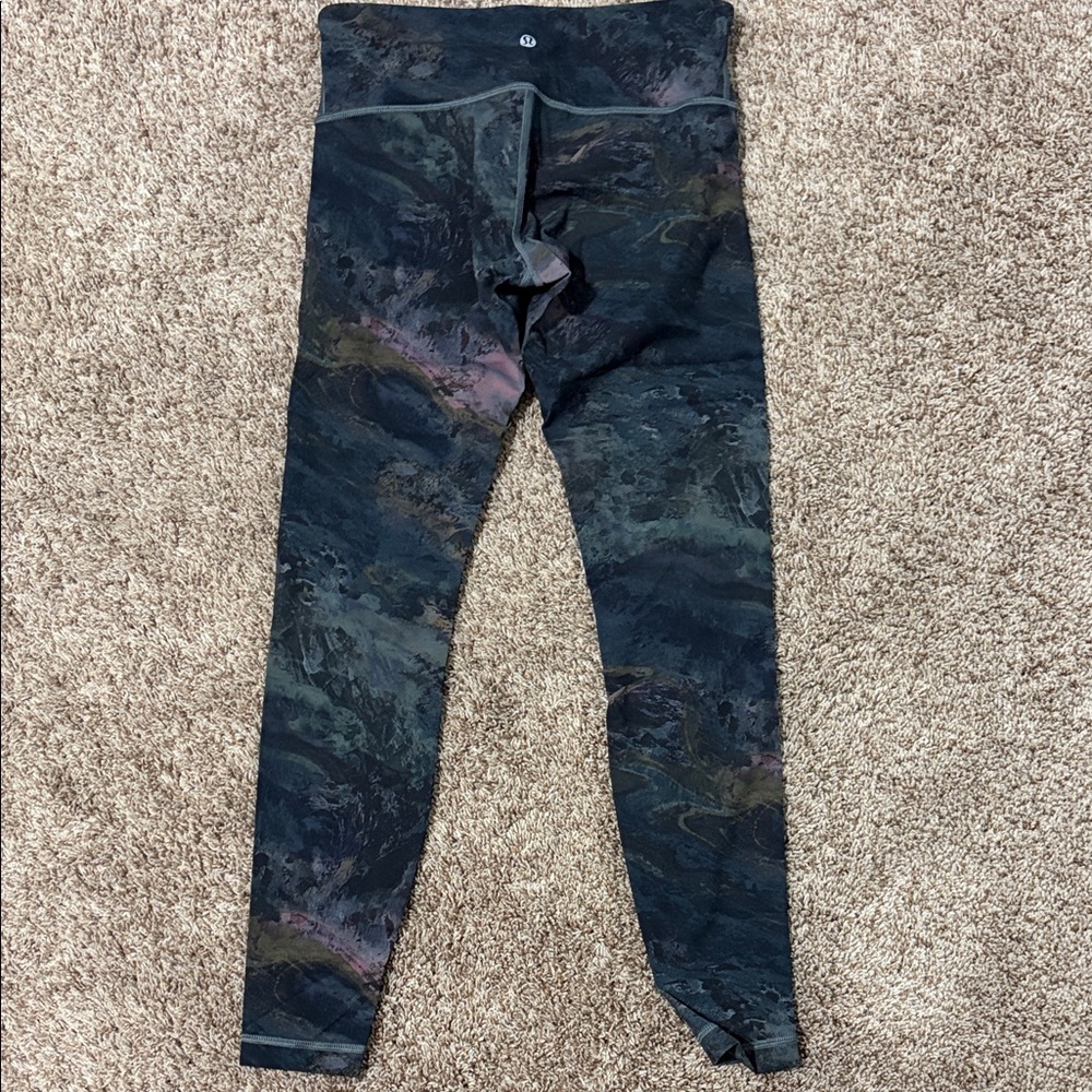 Lululemon Wunder Under leggings